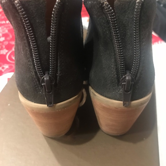 susina carina peep toe suede bootie - Picture 4 of 5